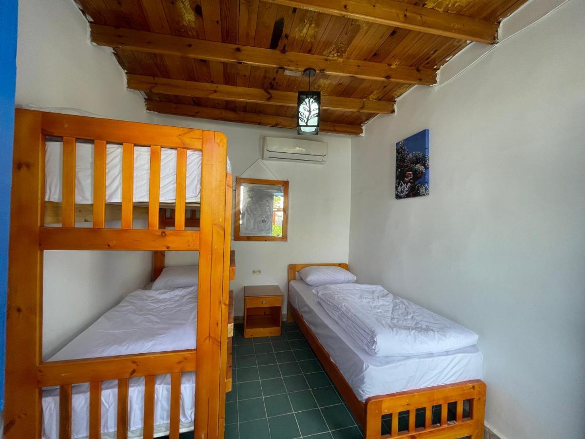 Auski Hostel دهب المظهر الخارجي الصورة