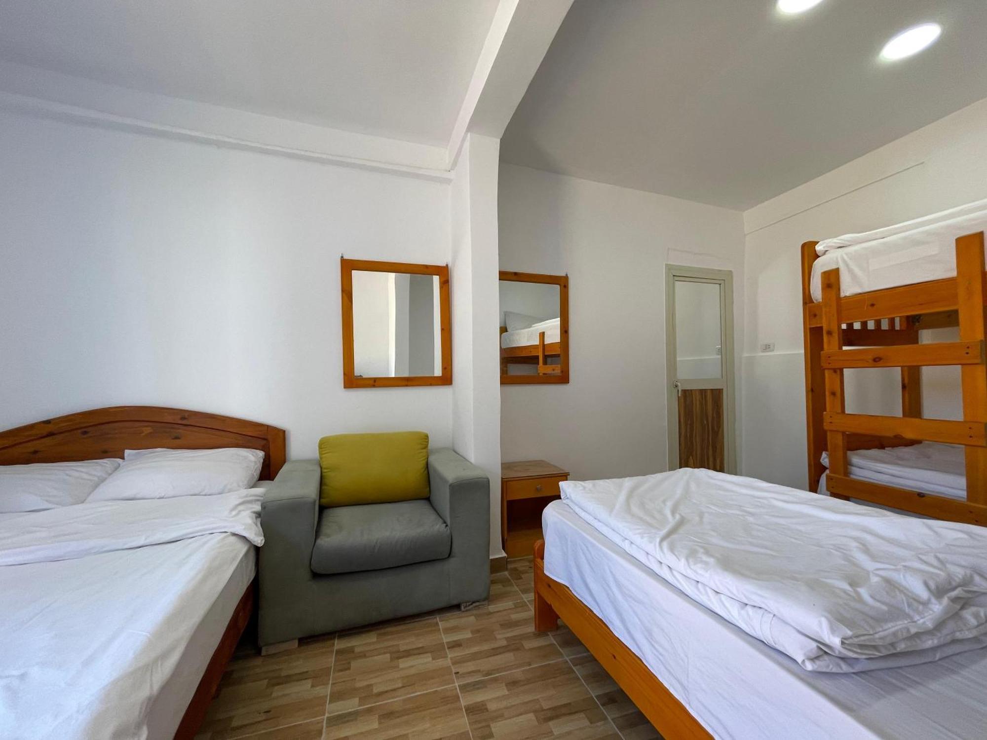 Auski Hostel دهب المظهر الخارجي الصورة