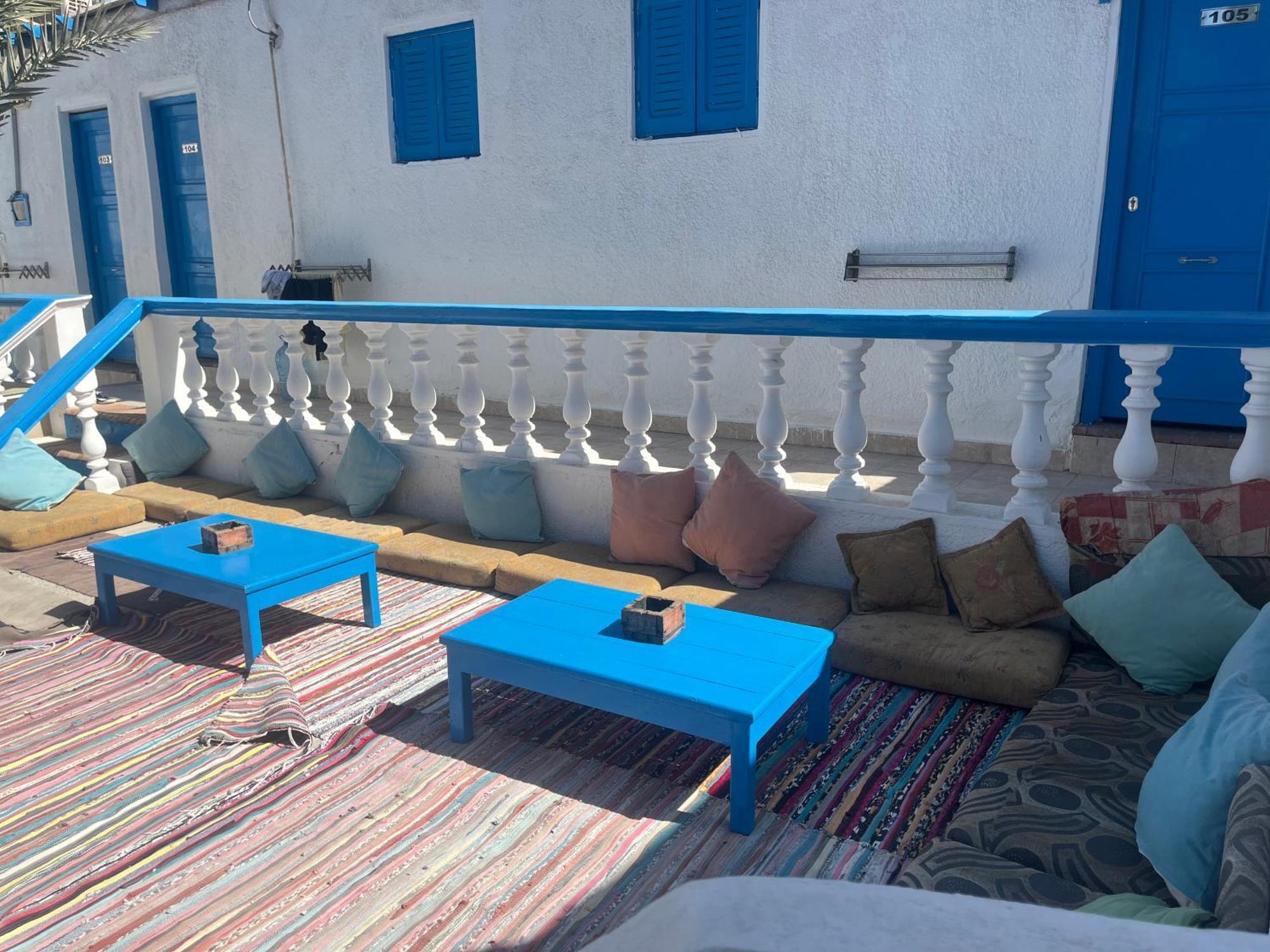 Auski Hostel دهب المظهر الخارجي الصورة